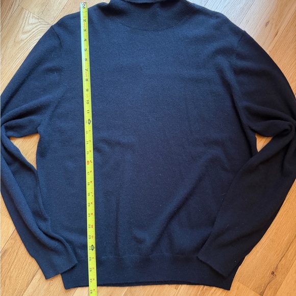 Brand New Paul Fredrick Cashmere Black Turtleneck Sweater - Picture 5 of 5